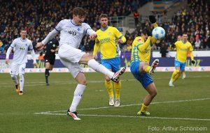 Eintracht Braunschweig gegen SV Darmstadt 98