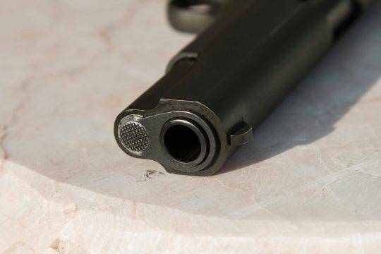 Gun gun