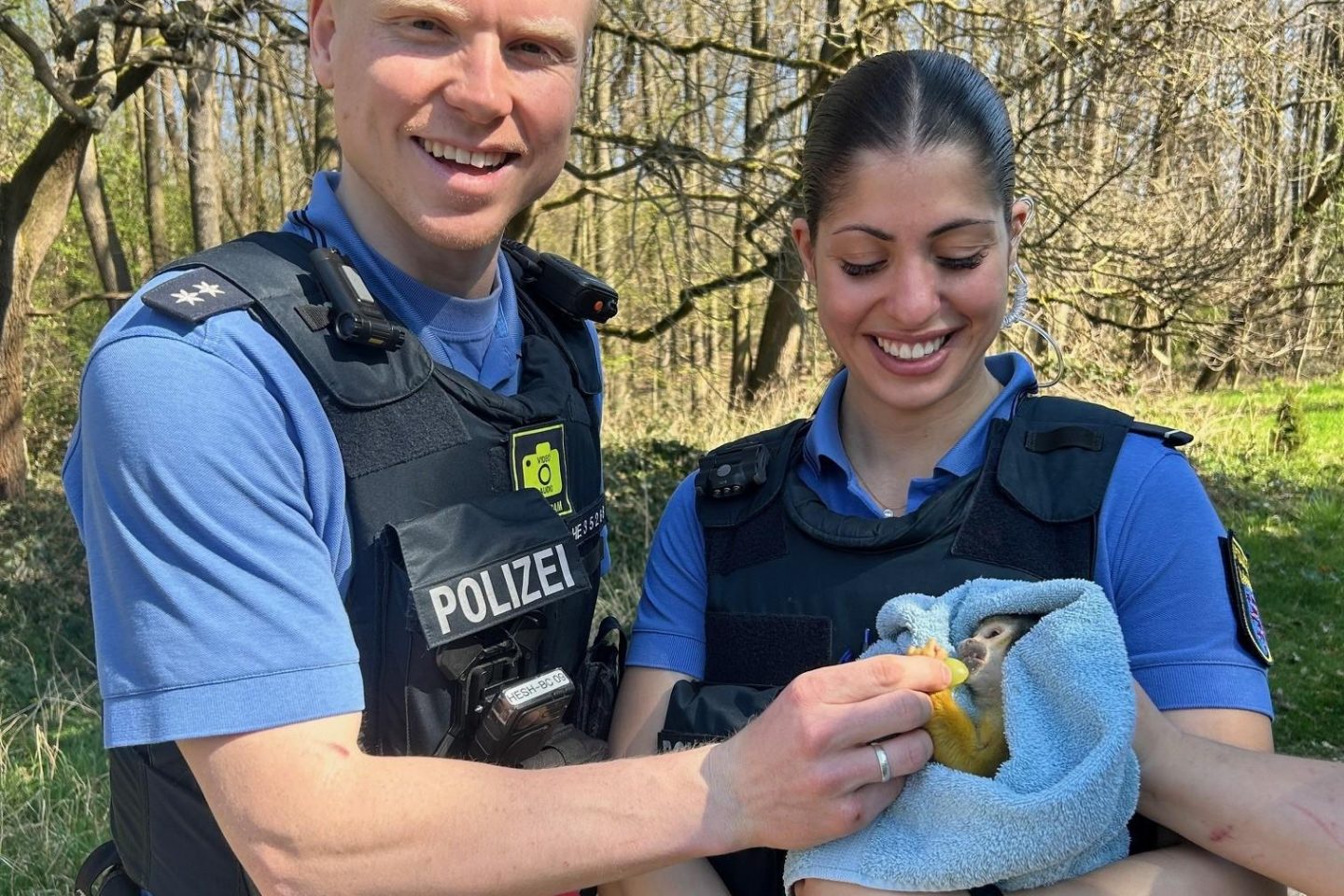 Kopf maschio Chopper con agente di polizia. Foto: polizia di Darmstadt