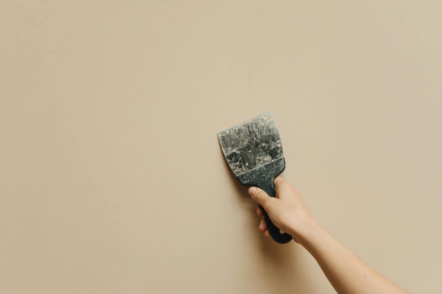 Renovate craft plaster