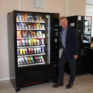 Automat sprzedażowy na krytym basenie Weiterstadt.