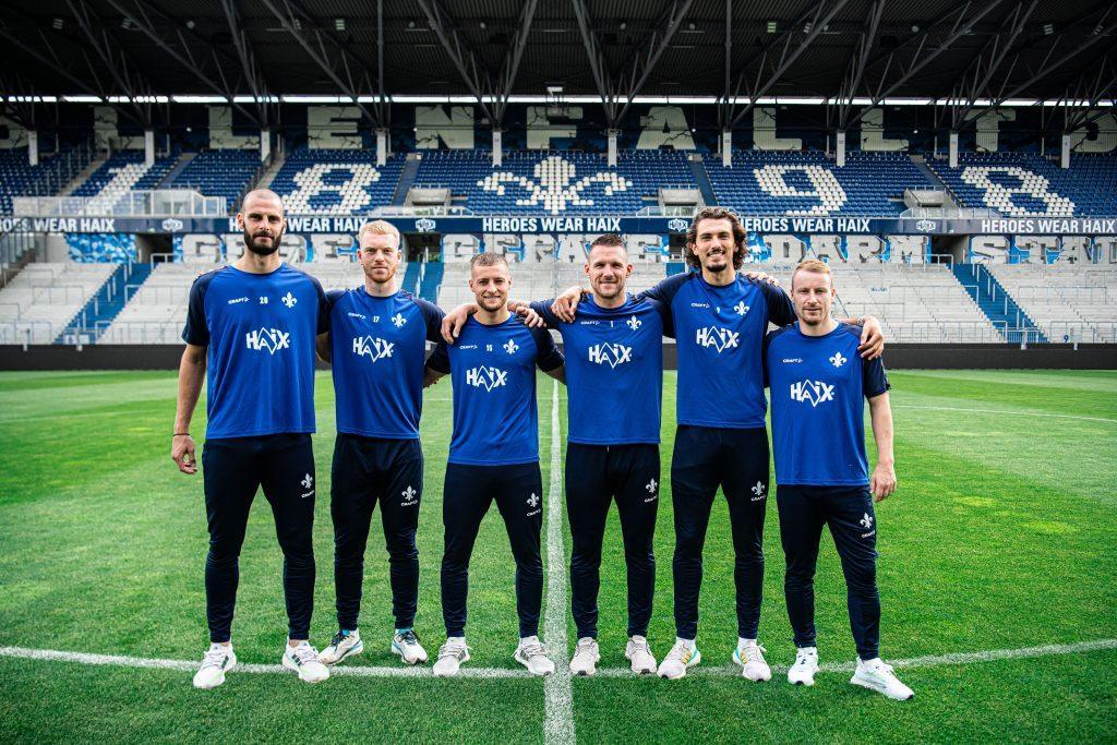 Il Consiglio del Team. Foto: SV98