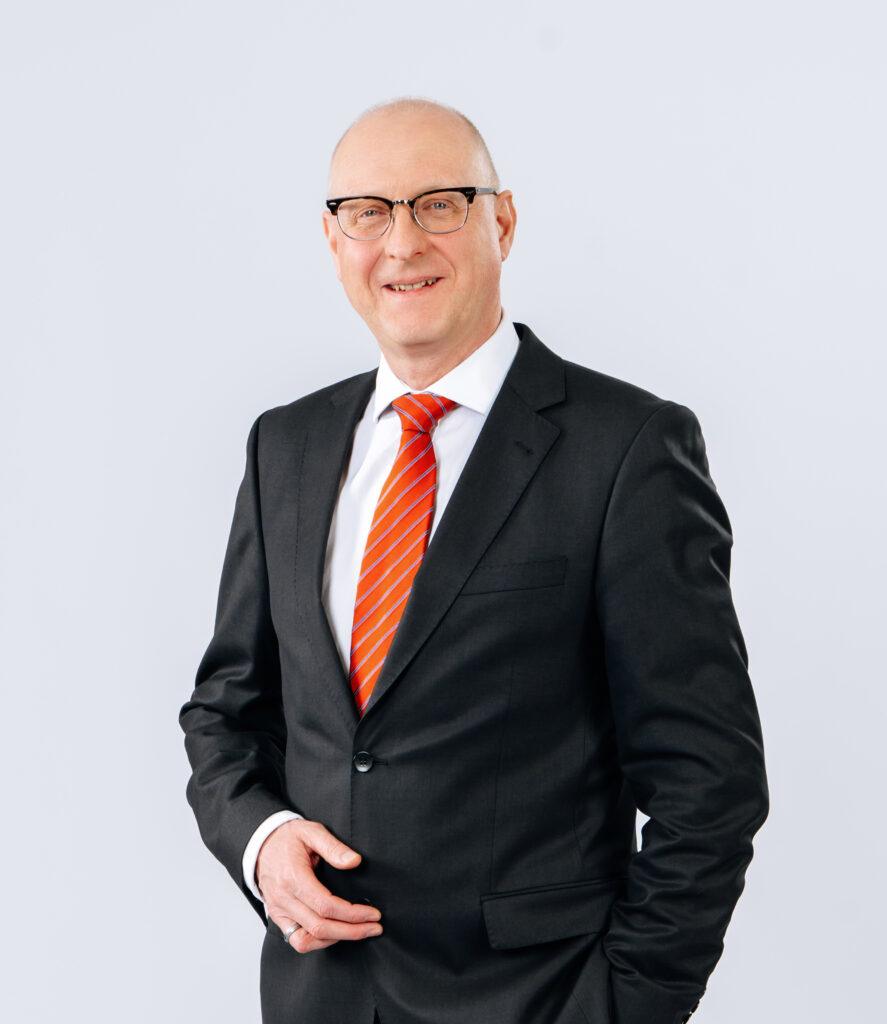 Konuşmacı: Darmstadt Uygulamalı Bilimler Üniversitesi'nden Ulrich Burbaum. Fotoğraf: Organizatör