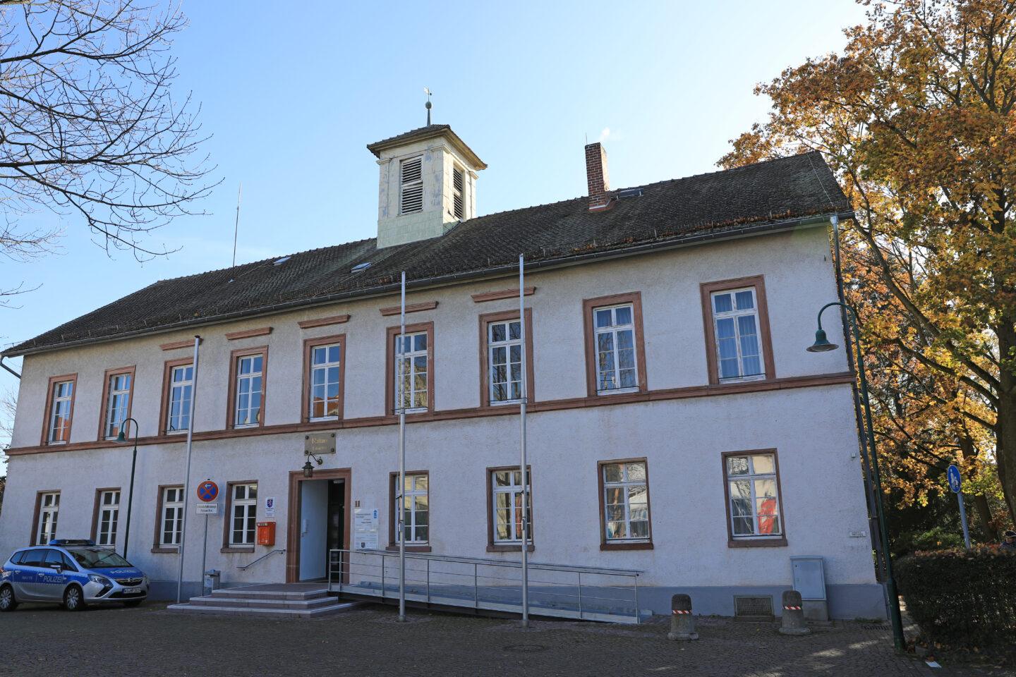 Rathaus Bezirksverwaltung Eberstadt. Foto: Arthur Schönbein