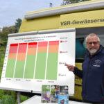 Harald Gülzow erläutert die Entwicklung der Nitratbelastung im Kreis Groß-Gerau. Foto: Ruben Wiltsch