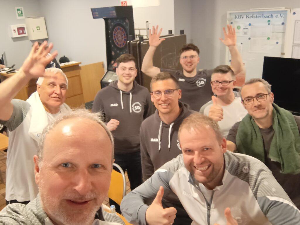 Şampiyonlar - maçtan sonra kısa bir kutlama.