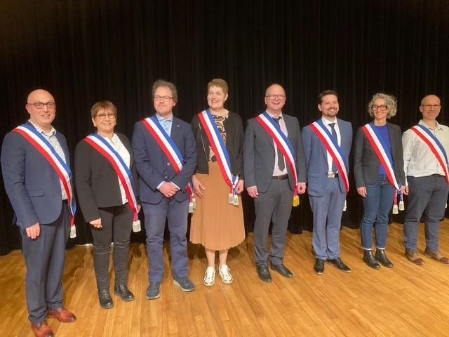 Neuer Bürgermeister Bar-le-Duc gemeinsam mit Stellvertretern. Foto: Bar-le-Duc