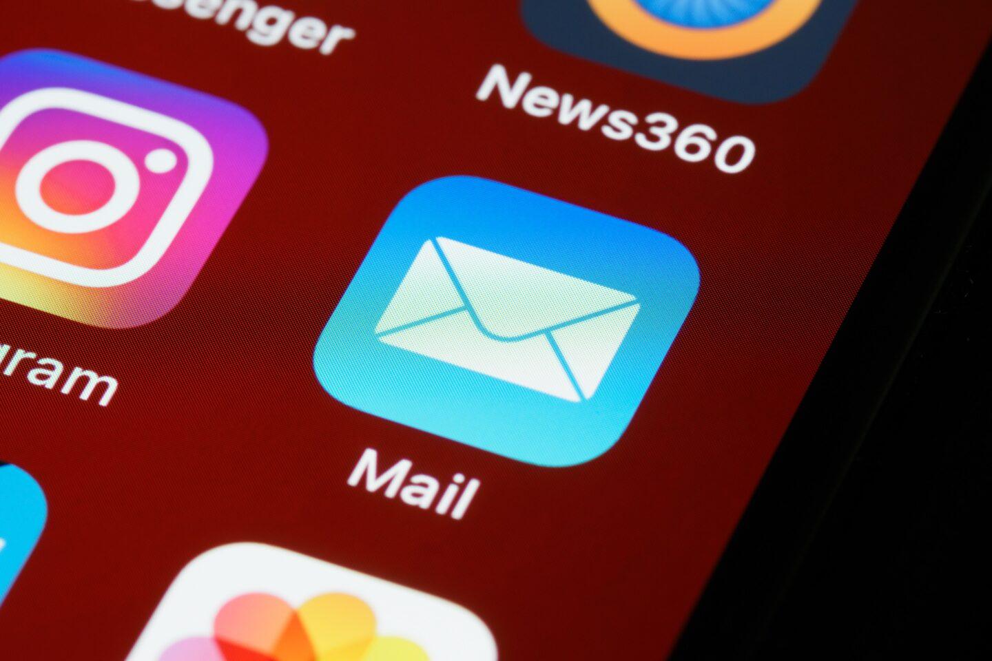 Mail Email