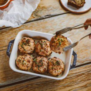 Comer albóndigas Cocinar